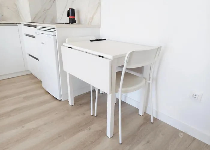 Apartment Pes Na Area 22