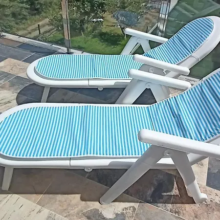 Pes Na Area 22 アパート