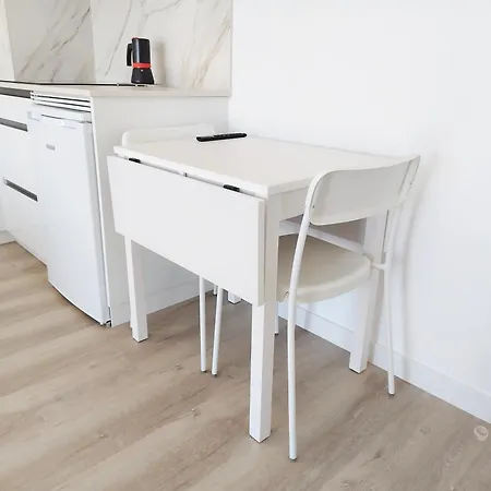 Apartment Pes Na Area 22